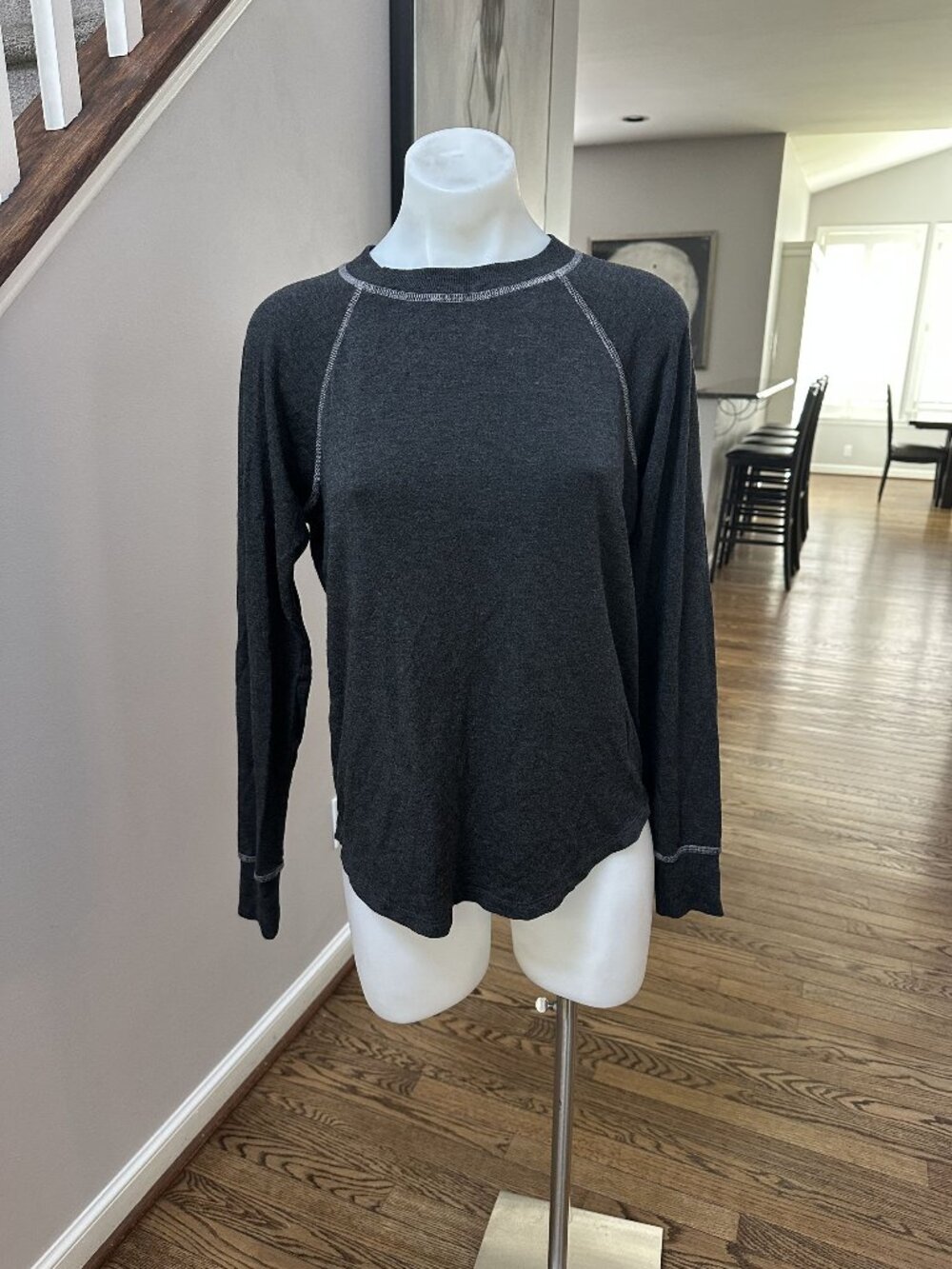 Splits 59 Gray Long Sleeve Crew Neck Size S